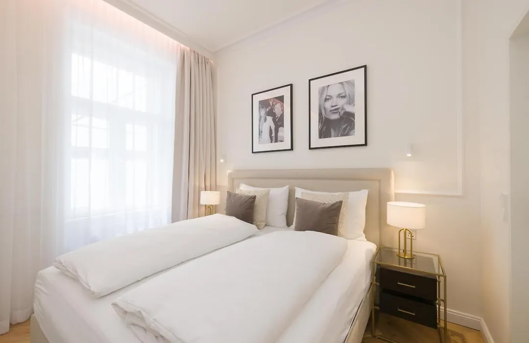 Rafael Kaiser - Signature Apartments City Centre-1