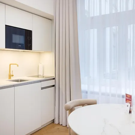 Rafael Kaiser - Signature Apartments City Centre-3